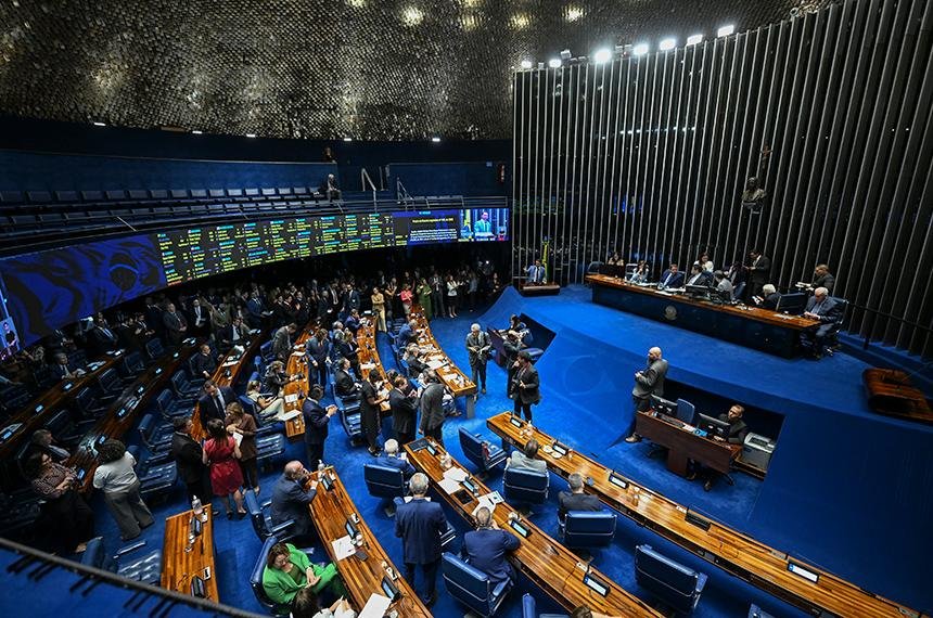 Lei 15.517/2026 cria penas de 4 a 10 anos para o furto de combustível e endurece a receptação do produto
