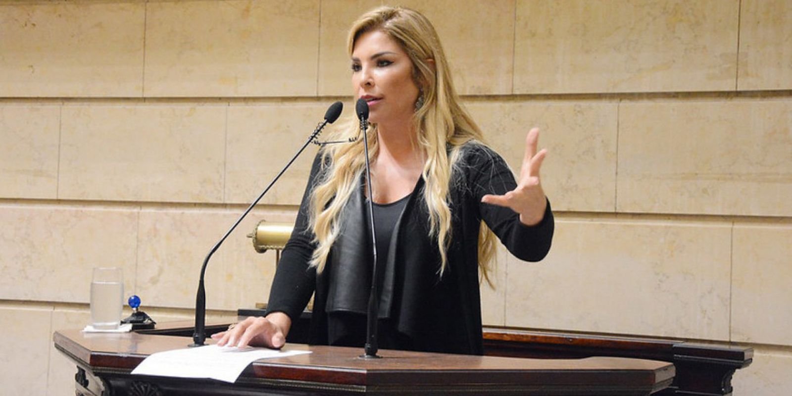 Ex-vereadora do Rio de Janeiro, condenada por tortura, é presa para cumprir pena definitiva de 10 anos e 8 meses