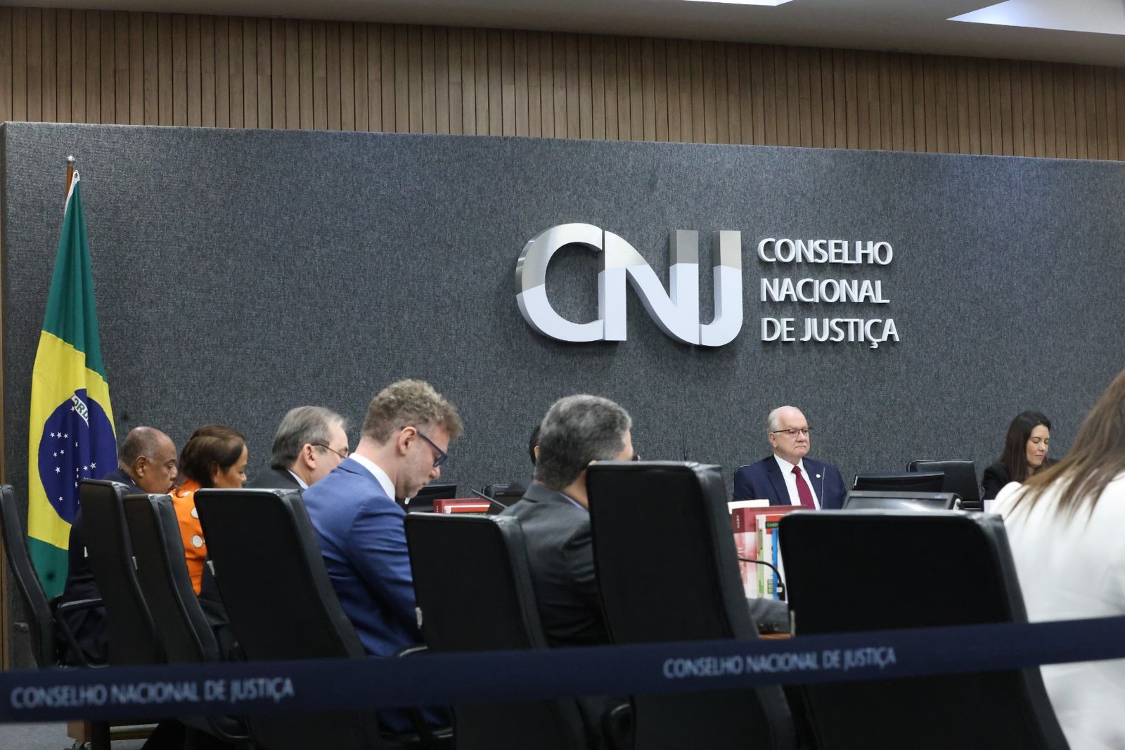 Quinta Turma do STJ faz a plenitude da defesa prevalecer sobre a preclusão e mantém júri anulado por peritos não ouvidos