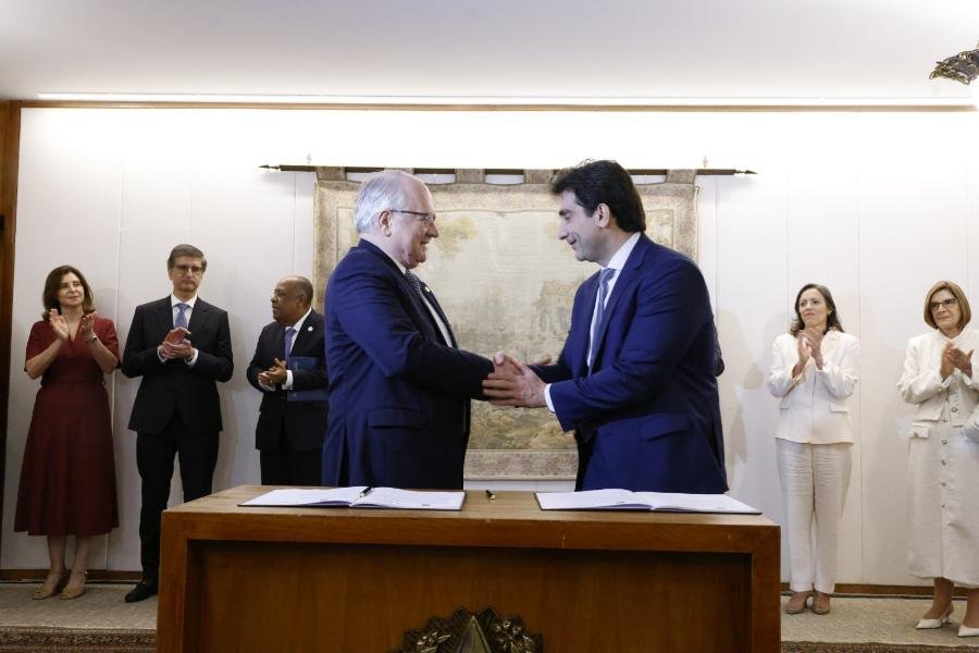 Gilmar Mendes acolhe a PGR e arquiva notícia-crime contra o deputado Alfredo Gaspar por falta de base indiciária
