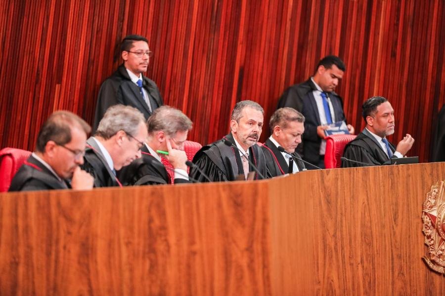 TSE cassa por unanimidade o registro de deputada estadual reeleita em Roraima por inelegibilidade