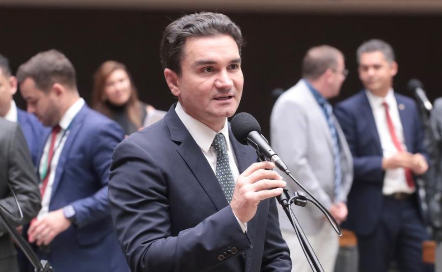 Projeto cria código de conduta obrigatório para hotéis contra exploração sexual de crianças no turismo
