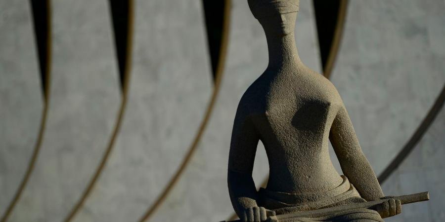 Encontro com informante não é propina: juízo de Praia Grande absolve policiais civis por falta de prova