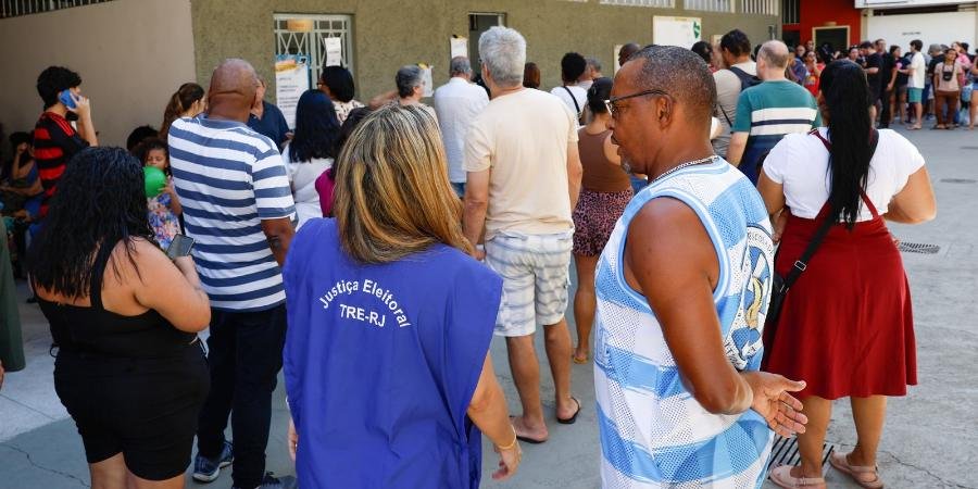 TRE-RJ suspende a propaganda eleitoral gratuita no Rio até domingo