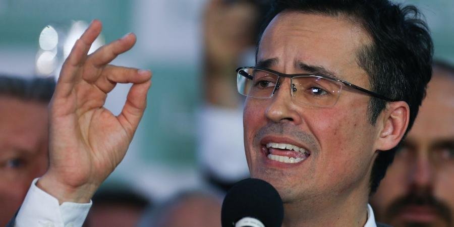 TSE adia, a pedido da defesa, o julgamento do registro de Deltan Dallagnol ao Senado