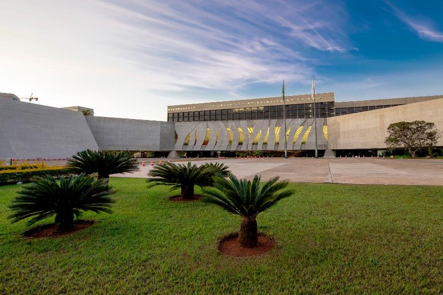 Voto-vista no STJ quer dispensar o juiz de justificar a falta de perícia no furto qualificado, e novo pedido de vista suspende o Tema 1.107